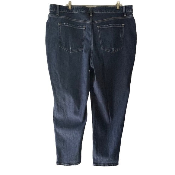 Lane Bryant Low-rise Boyfriend Jeans with Flex Magic Waistband, size 18 - Picture 5 of 8